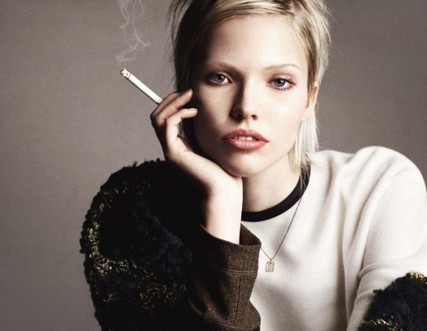 Лусс саша, Модель саша лусс, Sasha luss