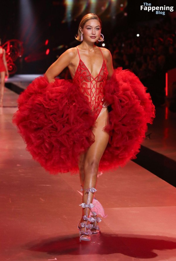 Грациозные сестры Хадид на Victoria's Secret Fashion Show
