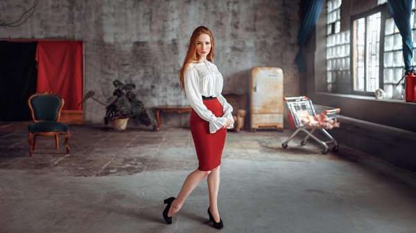 Соблазнительная модель Анна в стильной фотосессии Чернядьева