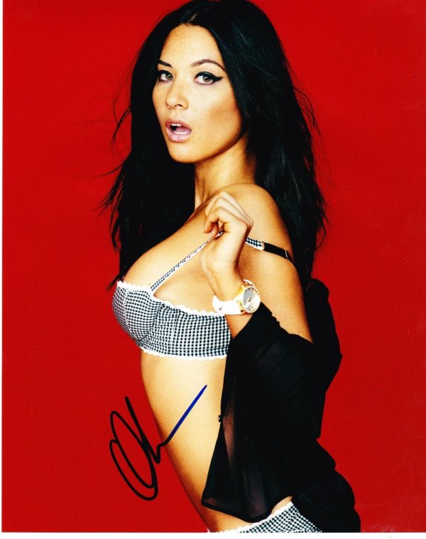 Обольстительная Olivia Munn с жаркими фото и формами