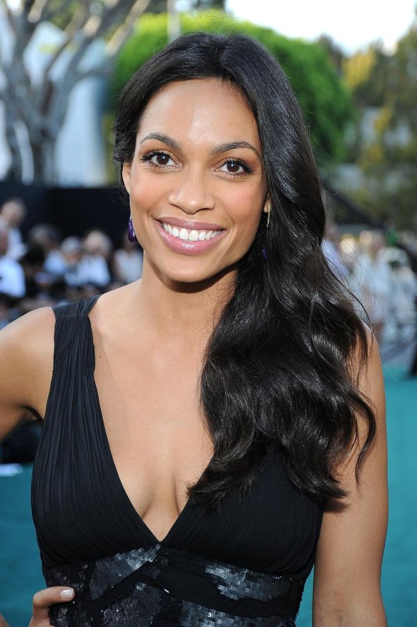 Rosario dawson, Розарио доусон, Темнокожая актриса голливуда