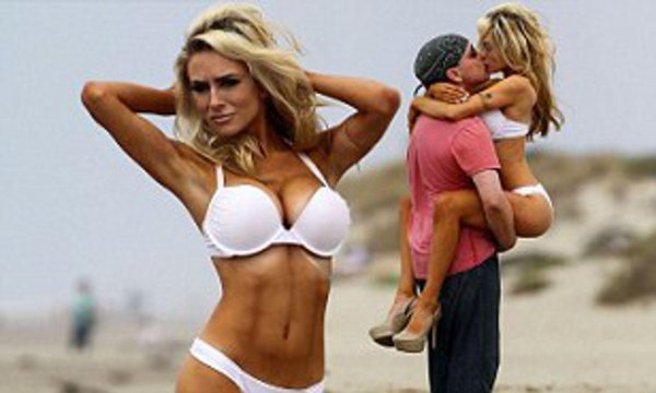 Кортни стодден, Courtney stodden, Даг хатчисон